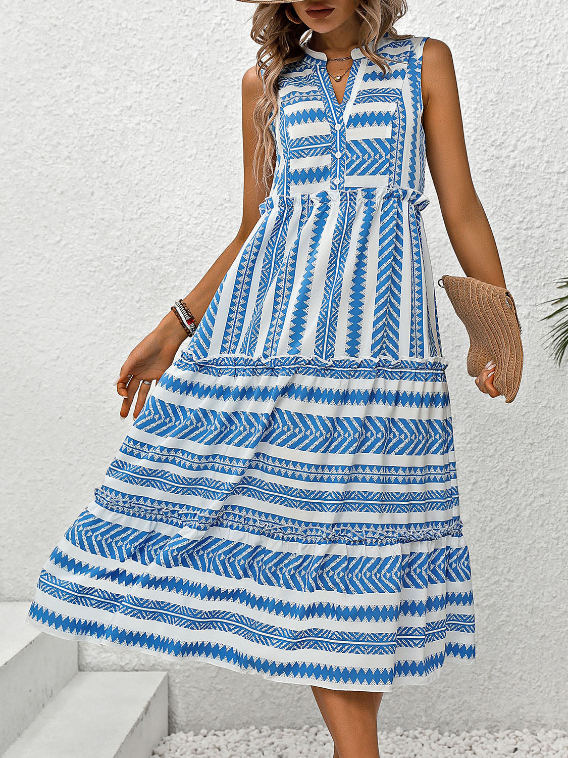 Vestido sin mangas con muescas y estampado de volantes Perfee