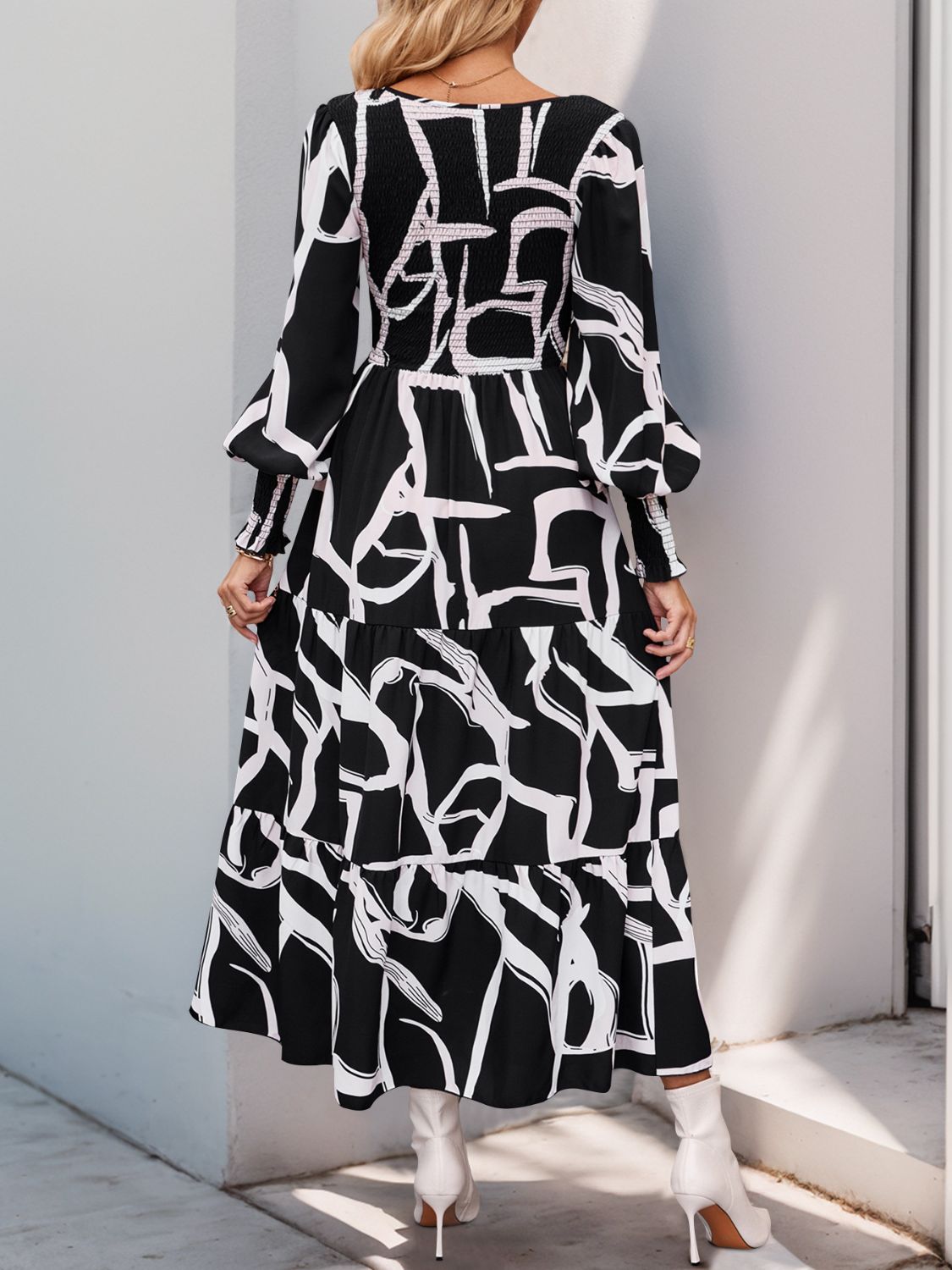 Vestido midi de manga larga con estampado fruncido Perfee