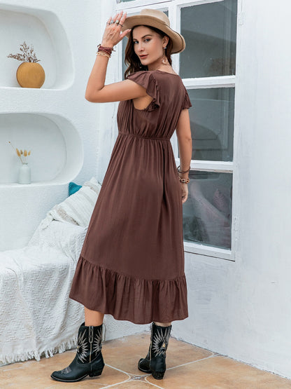 Vestido midi de talla grande con escote en V y mangas cortas con volantes