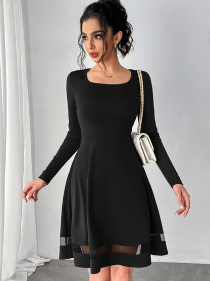 Vestido mini de manga larga y escote cuadrado