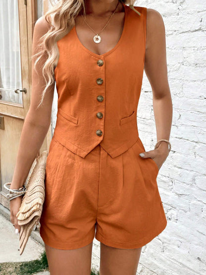 Conjunto de top y pantalones cortos sin mangas con escote redondo